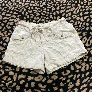 Medium, Old Navy cream colored shorts.